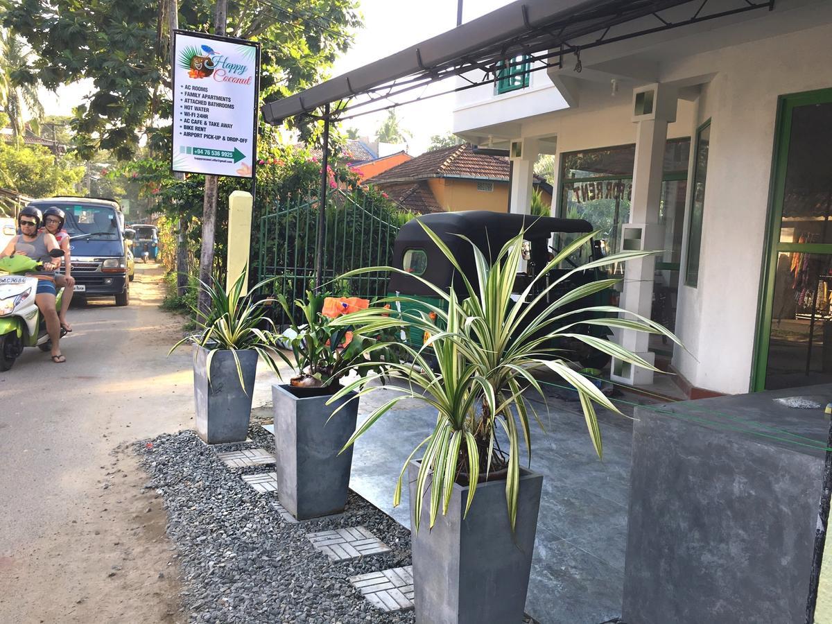 Happy Coconut Hotel Unawatuna Exterior photo